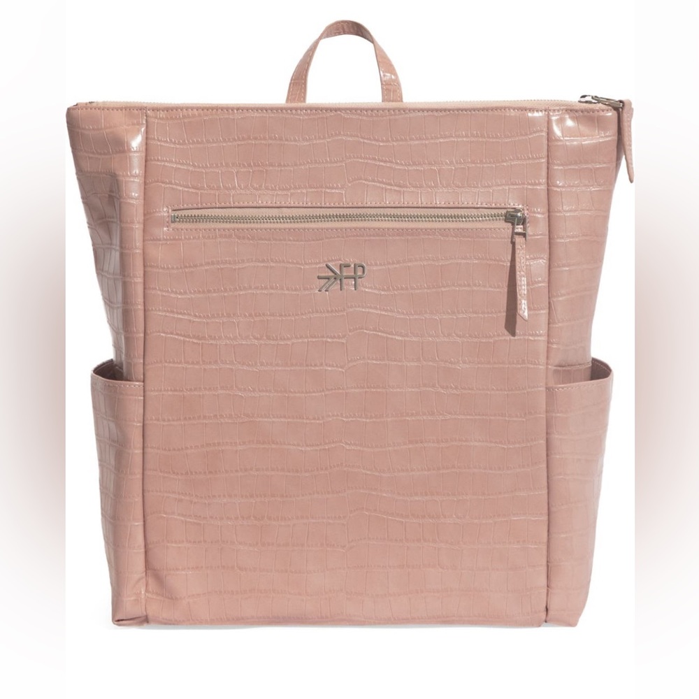 Minimal Water Resistant Faux Leather Diaper Backpack
FRESHLY PICKED